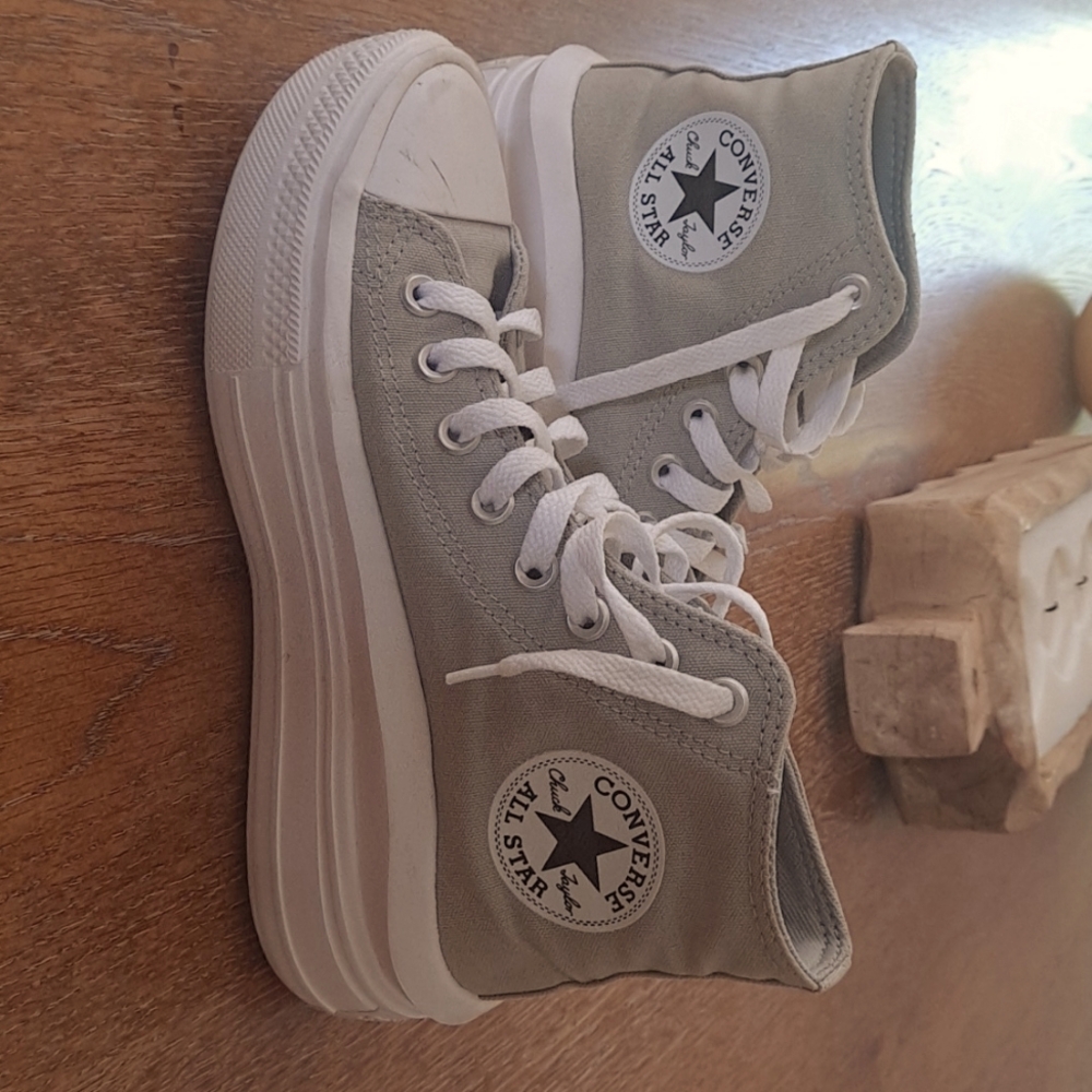 Converse all stars